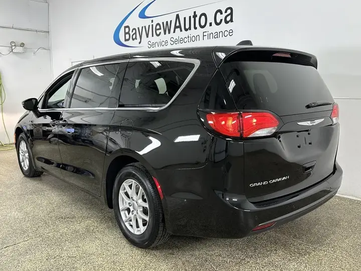 Chrysler Grand Caravan 2025 photo 5