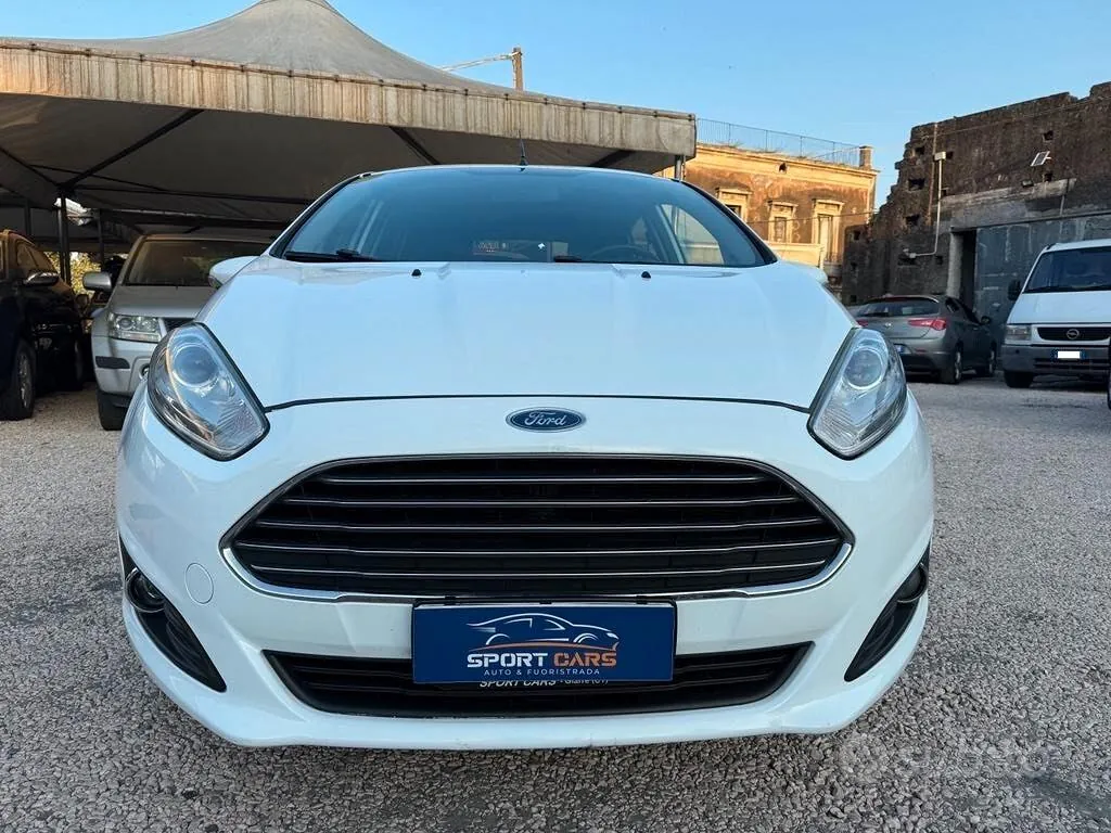 Ford Fiesta 2013 photo 4