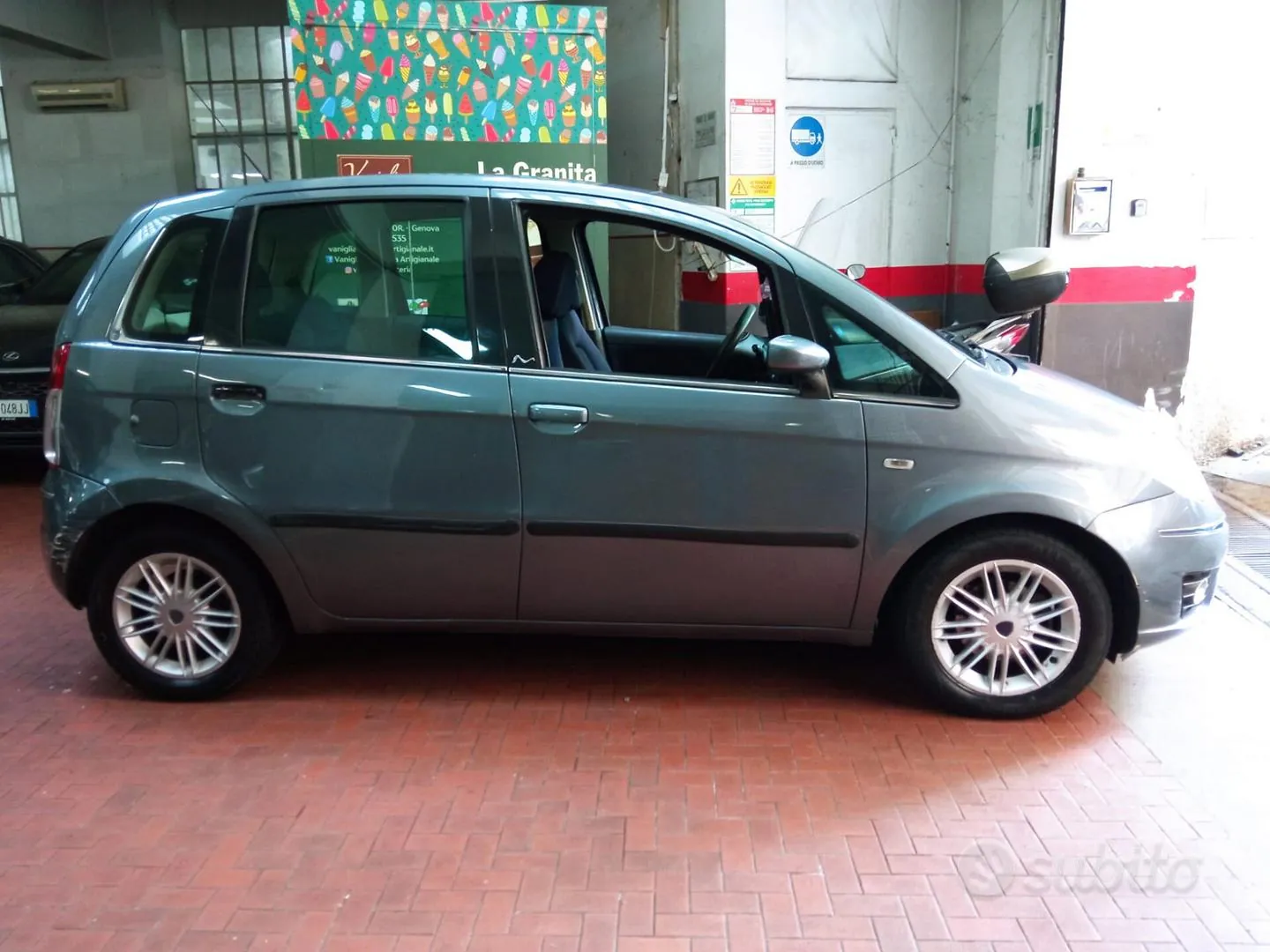 Lancia Musa 2008 photo 4