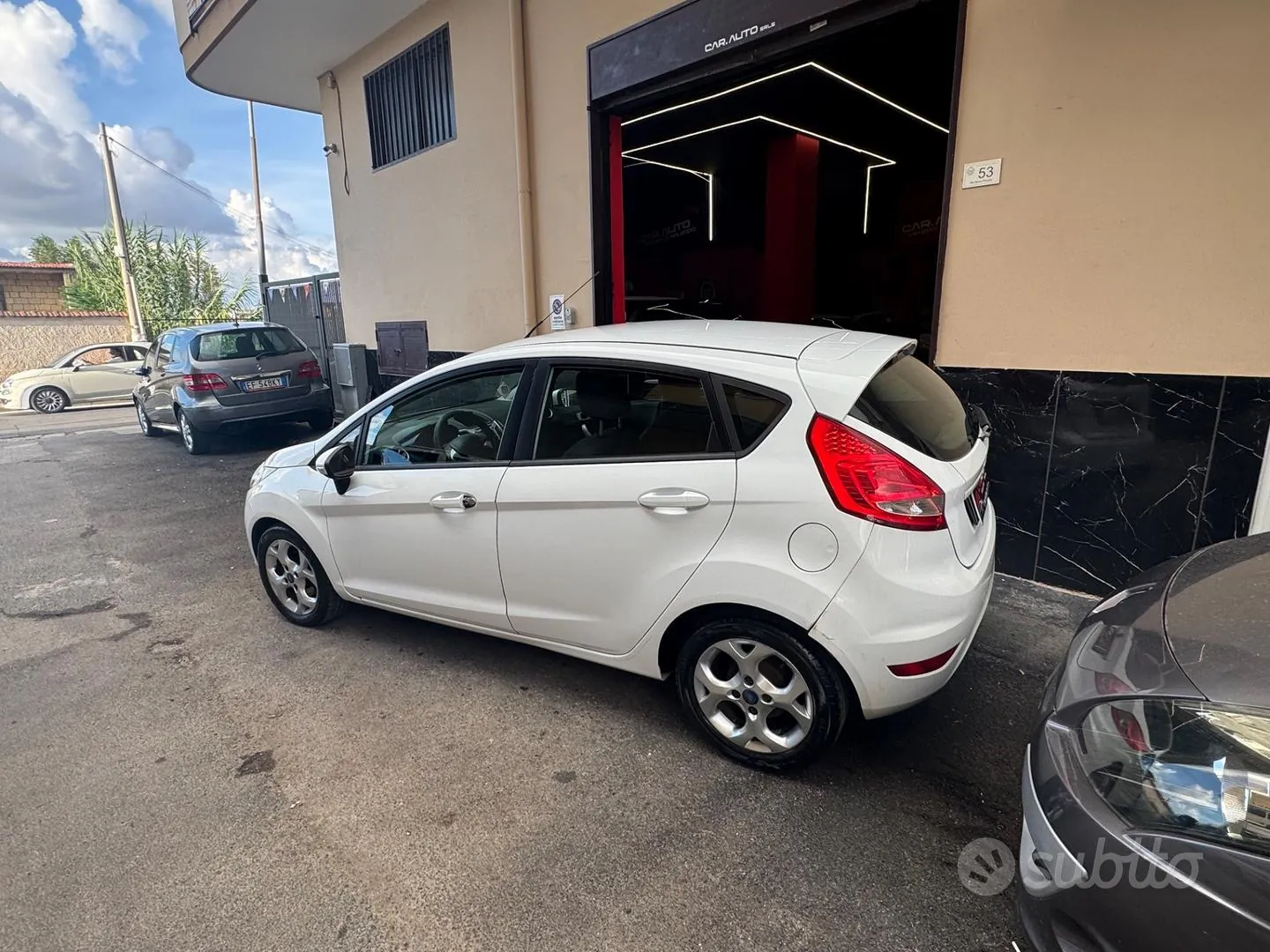 Ford Fiesta 2011 photo 5