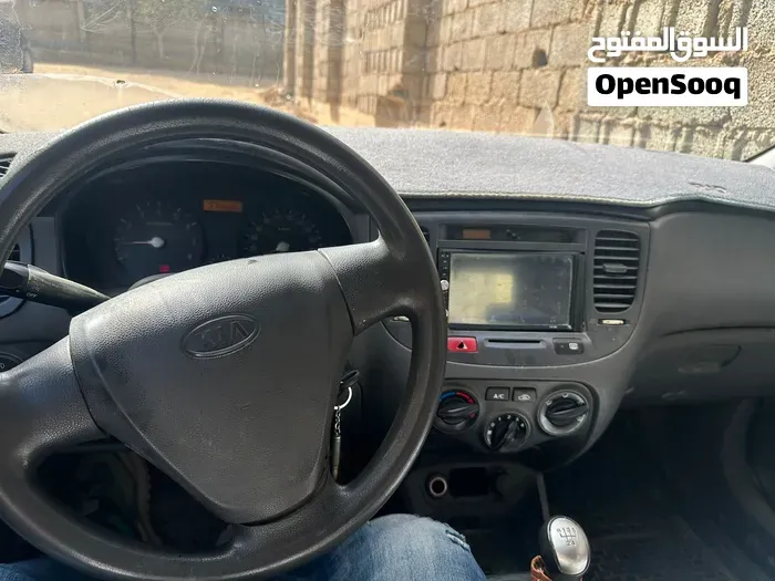 Kia Rio 2009 photo 4