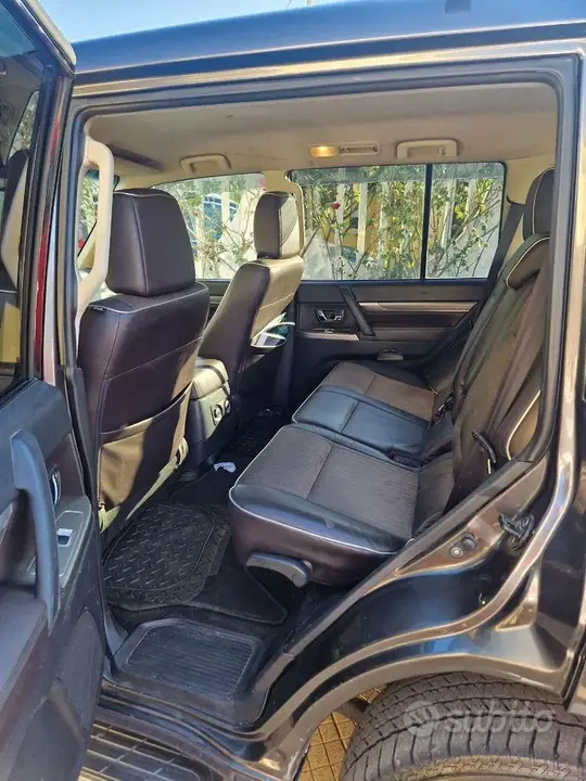 Mitsubishi Pajero 2015 photo 4