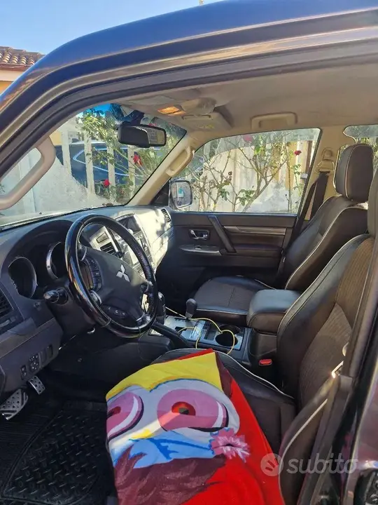 Mitsubishi Pajero 2015 photo 3