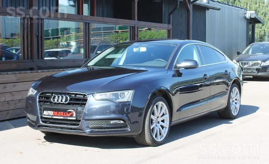 Audi A5 2013 photo 2