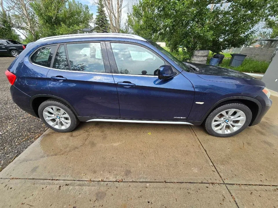 BMW X1 2012 photo 3
