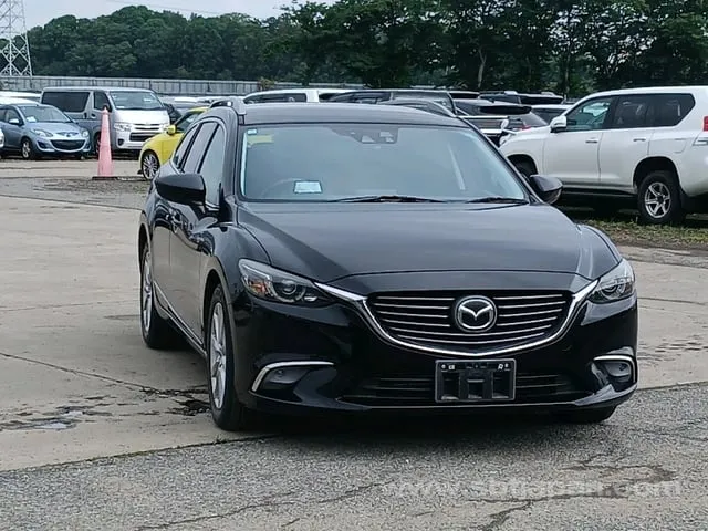 Mazda Atenza Wagon