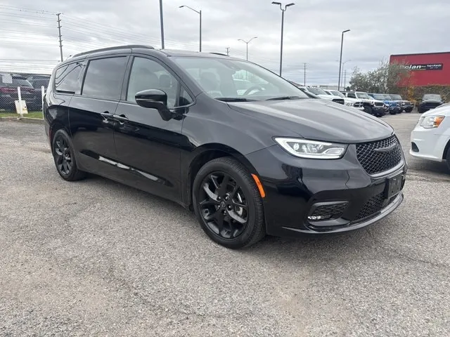 Chrysler Pacifica 2026 photo 3