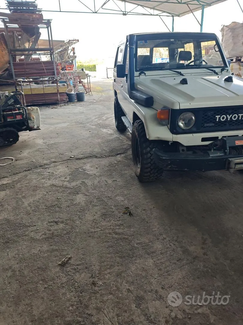 Toyota Land Cruiser