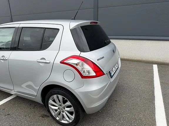 Suzuki Swift 2014 photo 5