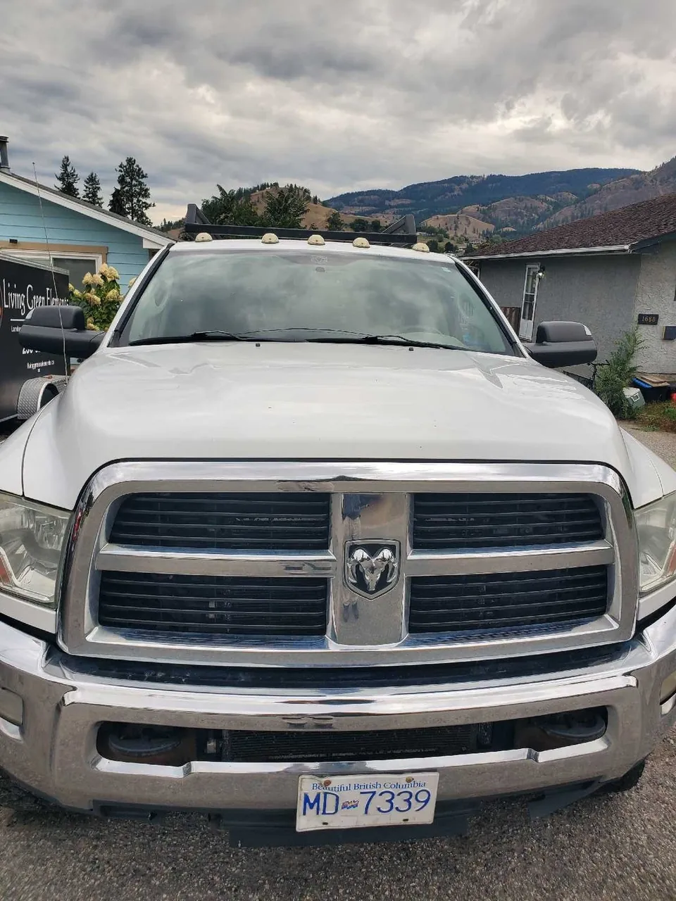 Dodge Ram 3500 2010 photo 2