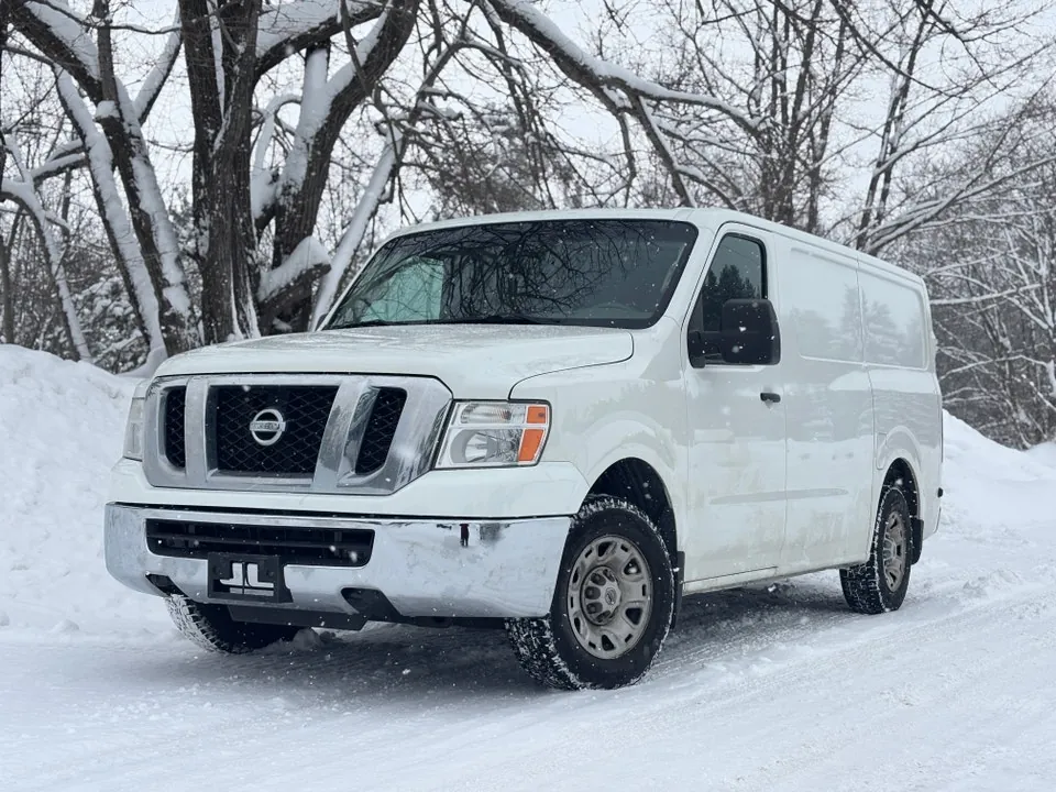 Nissan Nv 2500 2020 photo 2