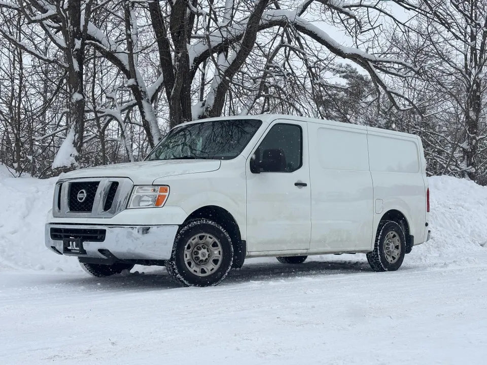 Nissan Nv 2500 2020 photo 3