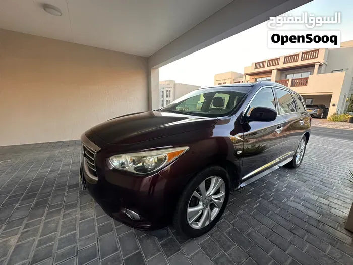 Infiniti Jx35 2013 photo 2