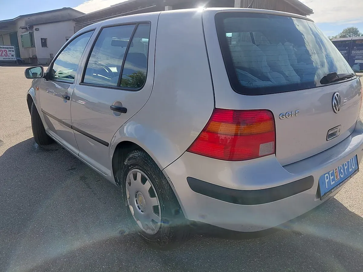 Volkswagen Golf 1998 photo 3