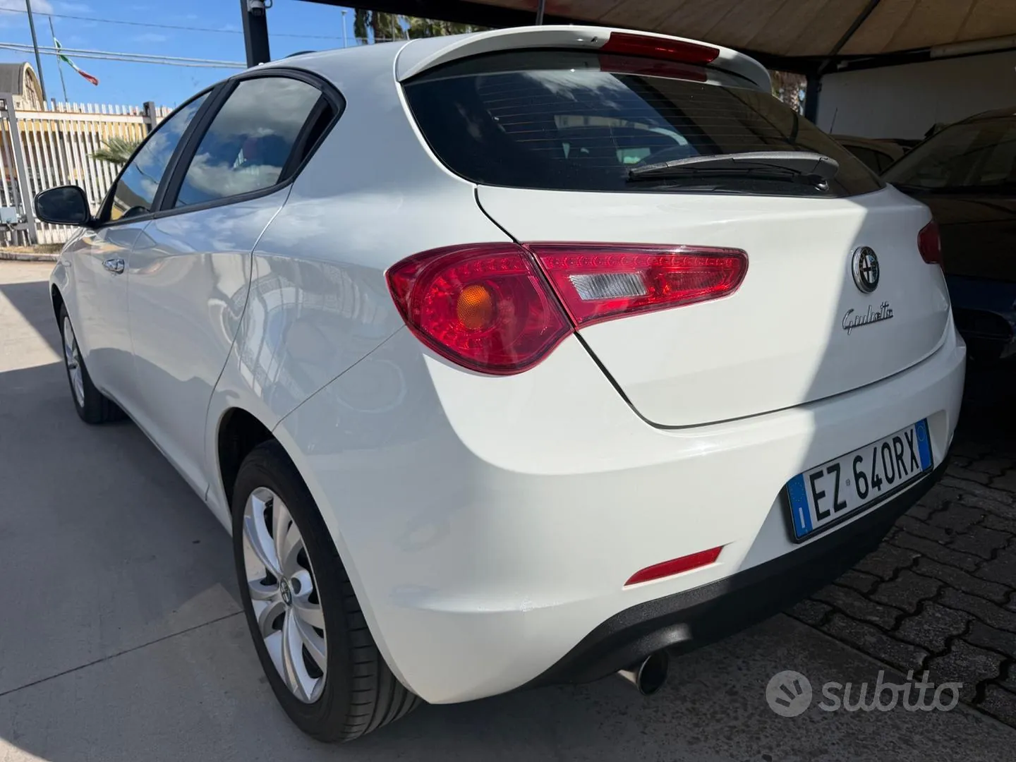 Alfa Romeo Giulietta 2015 photo 2