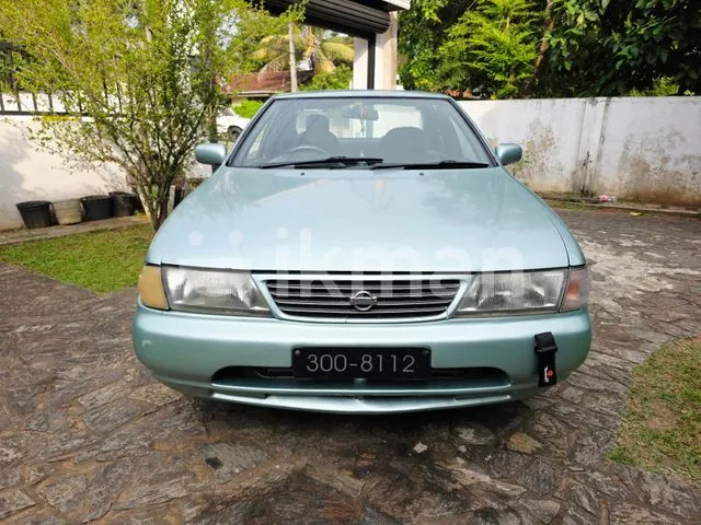 Nissan Sunny 1996 photo 3
