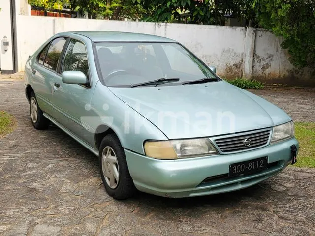 Nissan Sunny 1996 photo 2