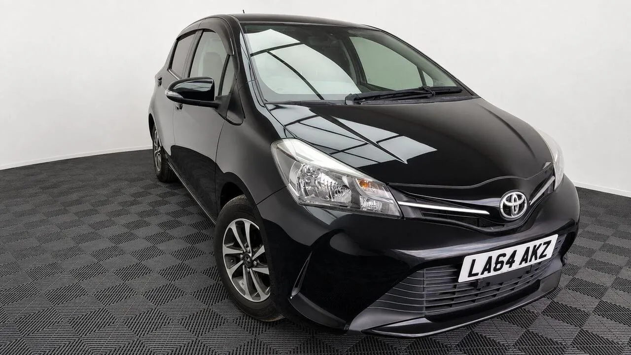 Toyota Yaris 2014 photo 3