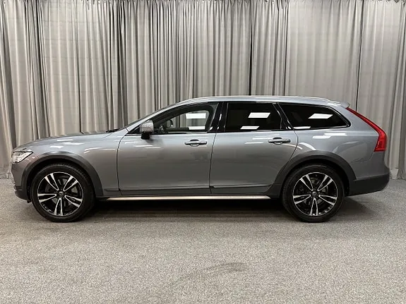 Volvo V90 Cross Country 2018 photo 2