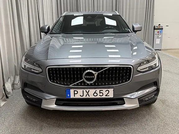 Volvo V90 Cross Country 2018 photo 5