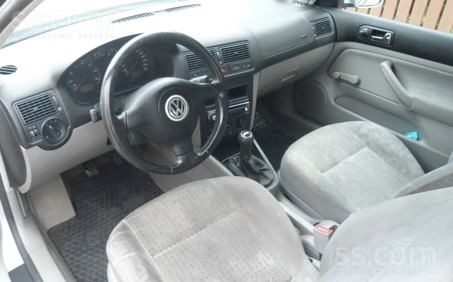 Volkswagen Golf 4 2004 photo 3