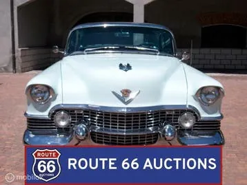 Cadillac Coupe De Ville 1954 photo 3