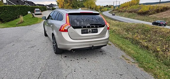 Volvo V60 2014 photo 5