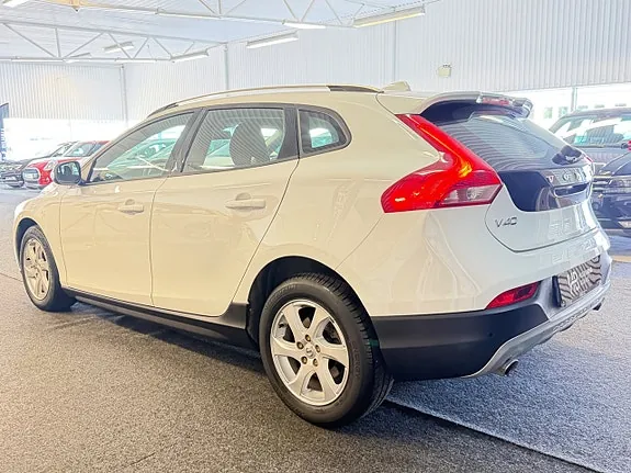 Volvo V40 2019 photo 5