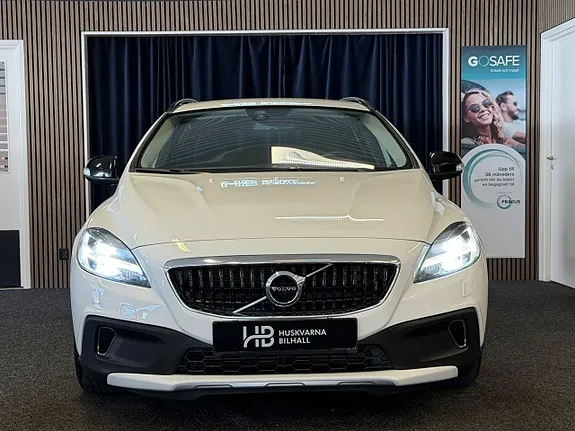 Volvo V40 2019 photo 3