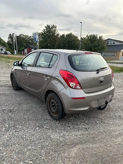 Hyundai I20 2013 photo 3