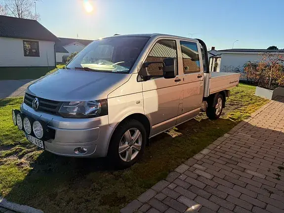 Volkswagen Transporter 2012 photo 2