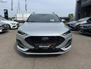 Ford Focus 2023 photo 2