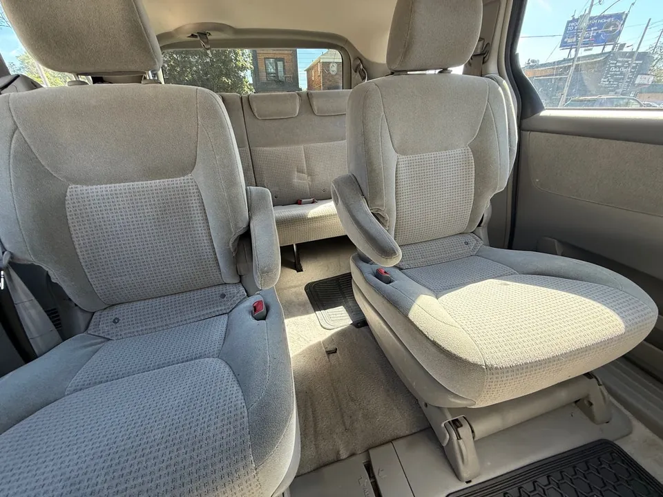 Toyota Sienna 2008 photo 5