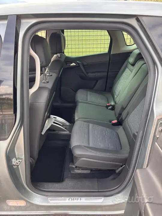 Opel Meriva 2011 photo 3