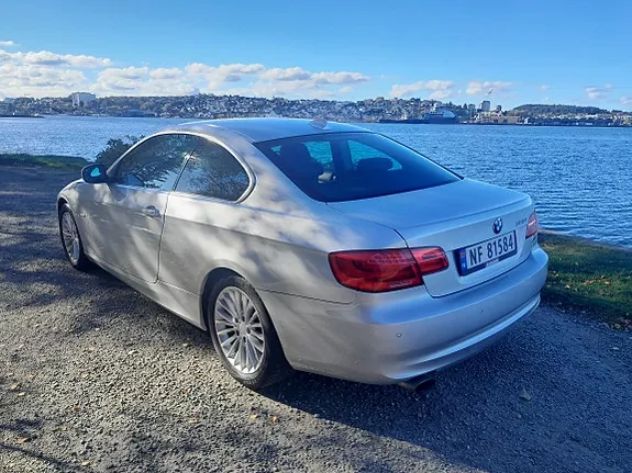 BMW 320I 2013 photo 5