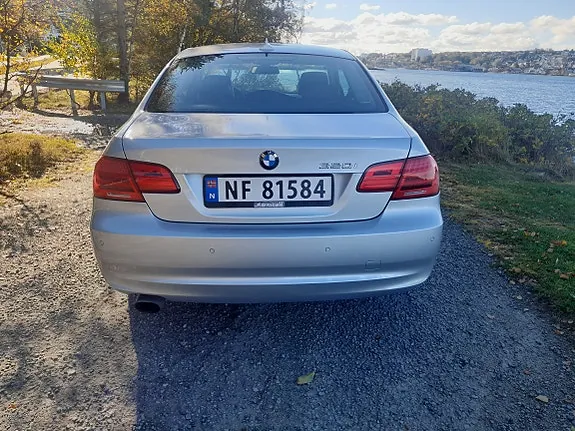 BMW 320I 2013 photo 4