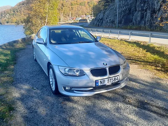 BMW 320I