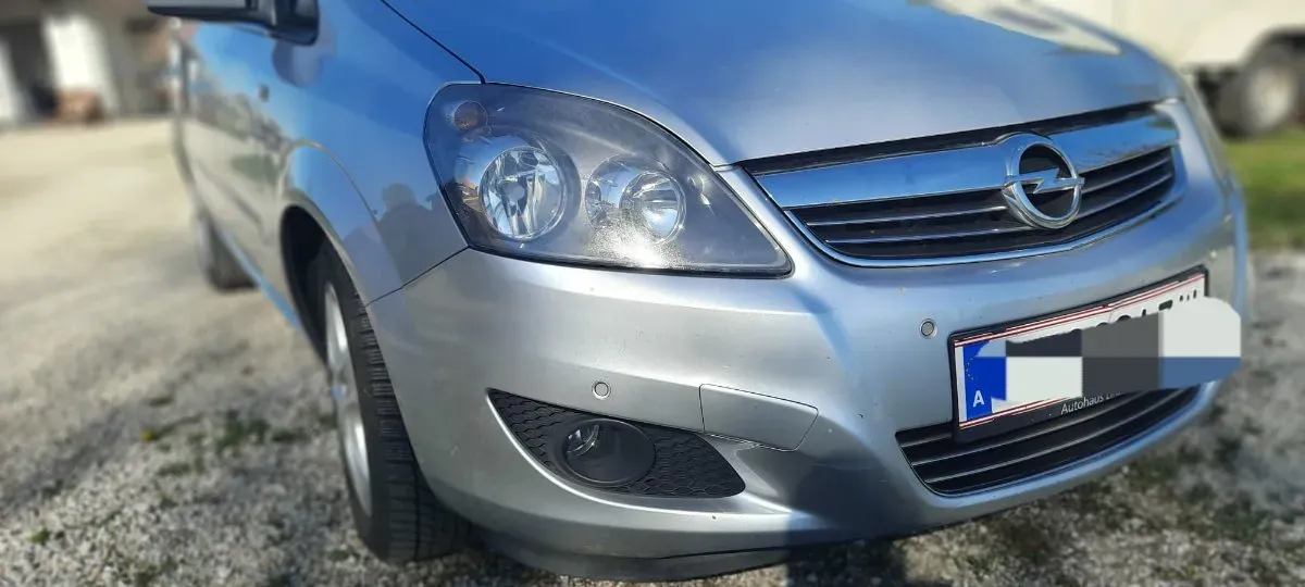 Opel Zafira 2014 photo 3