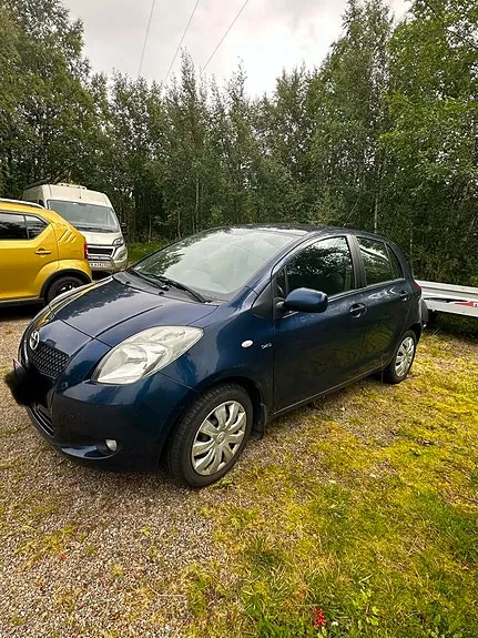 Toyota Yaris 2007 photo 3