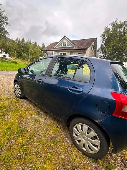 Toyota Yaris 2007 photo 4