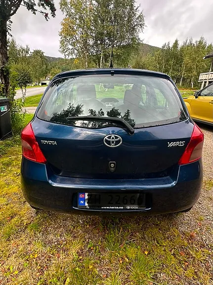 Toyota Yaris 2007 photo 2
