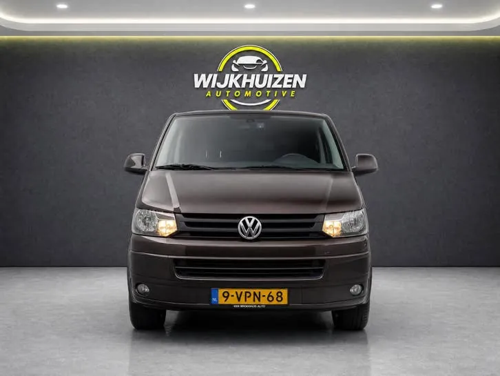 Volkswagen Transporter 2011 photo 2