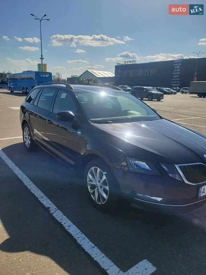 Skoda Octavia 2020 photo 3