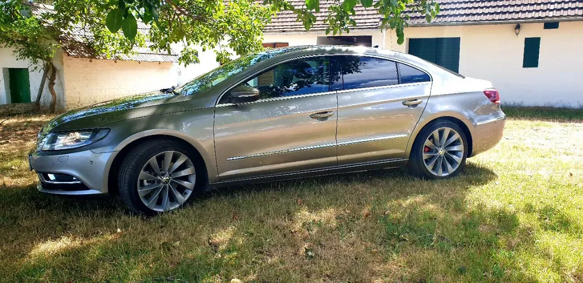 Volkswagen Passat Cc 2012 photo 2