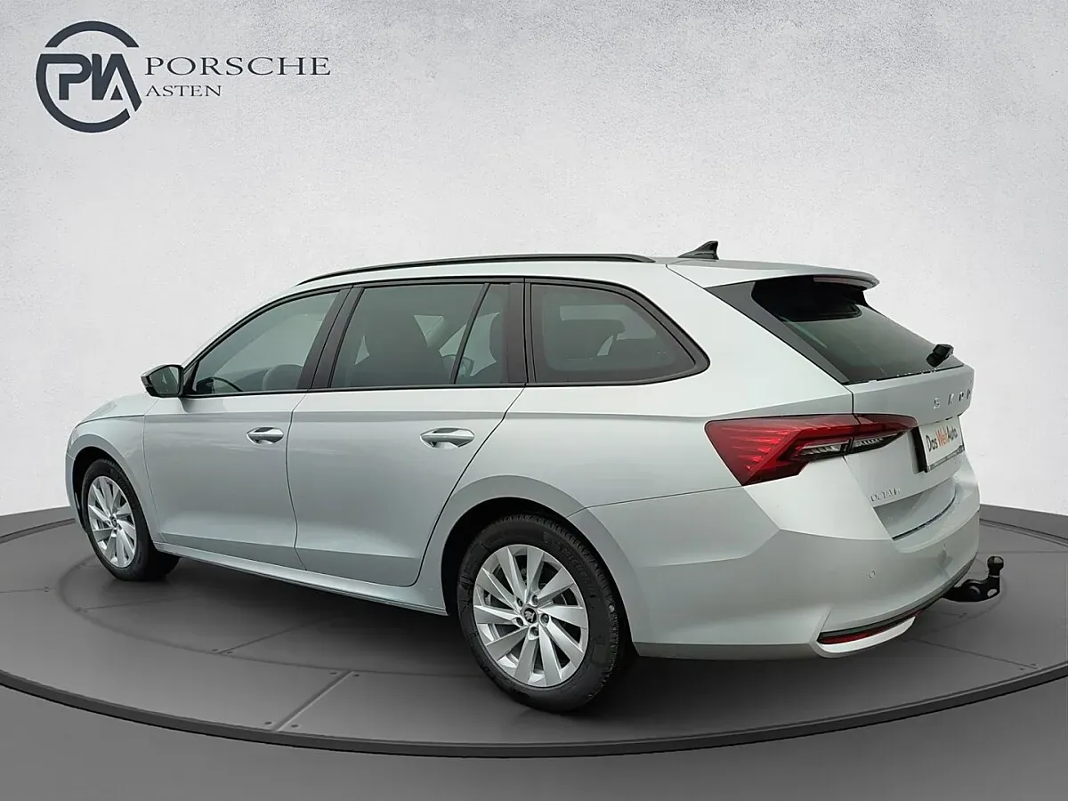 Skoda Octavia 2025 photo 3