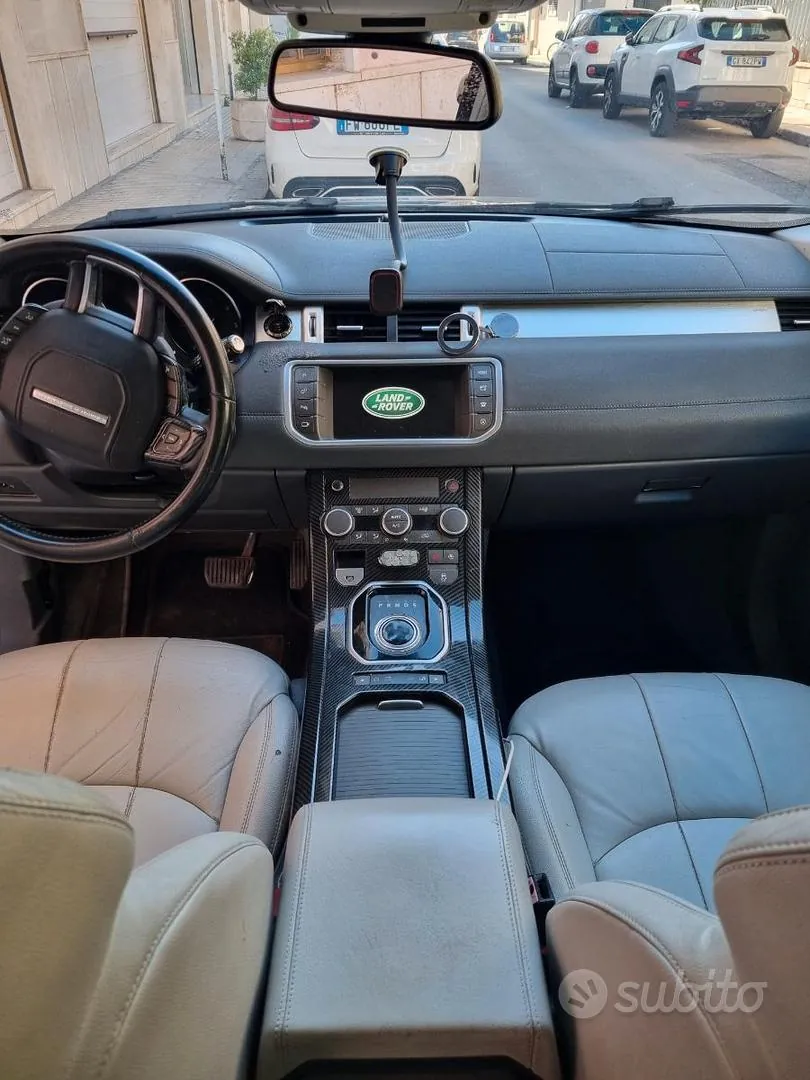 Land Rover Range Rover Evoque 2018 photo 4