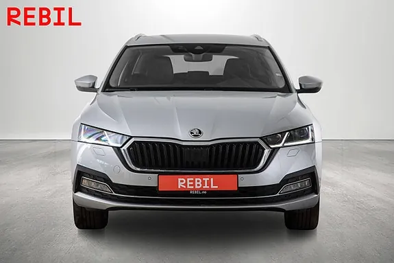 Skoda Octavia 2021 photo 3