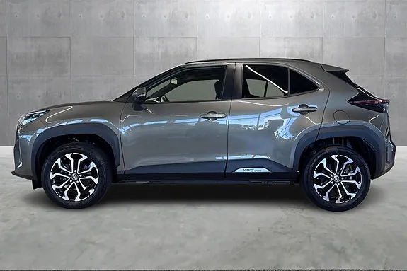 Toyota Yaris Cross 2025 photo 2
