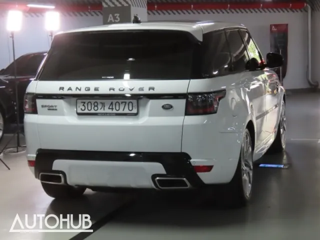 Land Rover Range Rover Sport 2020 photo 3