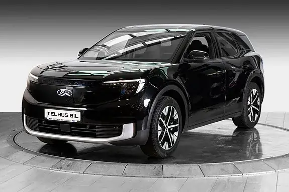 Ford Explorer 2026 photo 3